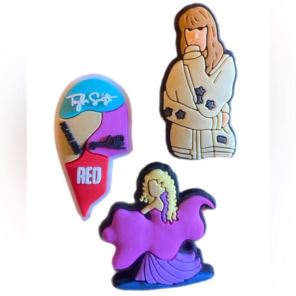 3pc Assorted Taylor Swift Croc Snaps